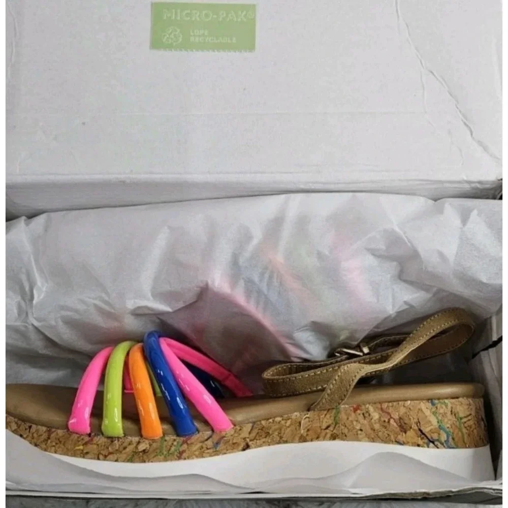 Bebe Girls size 3.5 Rainbow Multi Color Sandals Buckles On Side New BOX MSRP $52